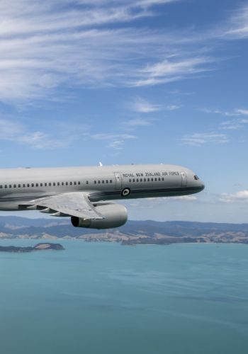 Boeing757-2K2__FillWzEyMDAsNjAwXQ (1)